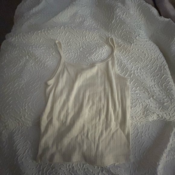 cute white top - Picture 2 of 5